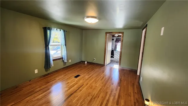 $189,000 | 409 East McNair Street, Versailles, MO 65084