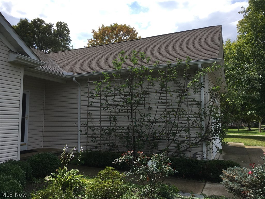 4218 Middle Ridge Road Perry, OH 44081 - Photo 3 of 22