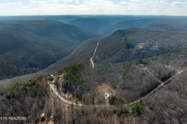 $132,000 | 722 Flat Top Vw Lane, Wilder, TN 38589