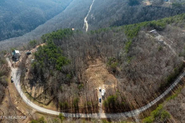 $132,000 | 722 Flat Top Vw Lane, Wilder, TN 38589