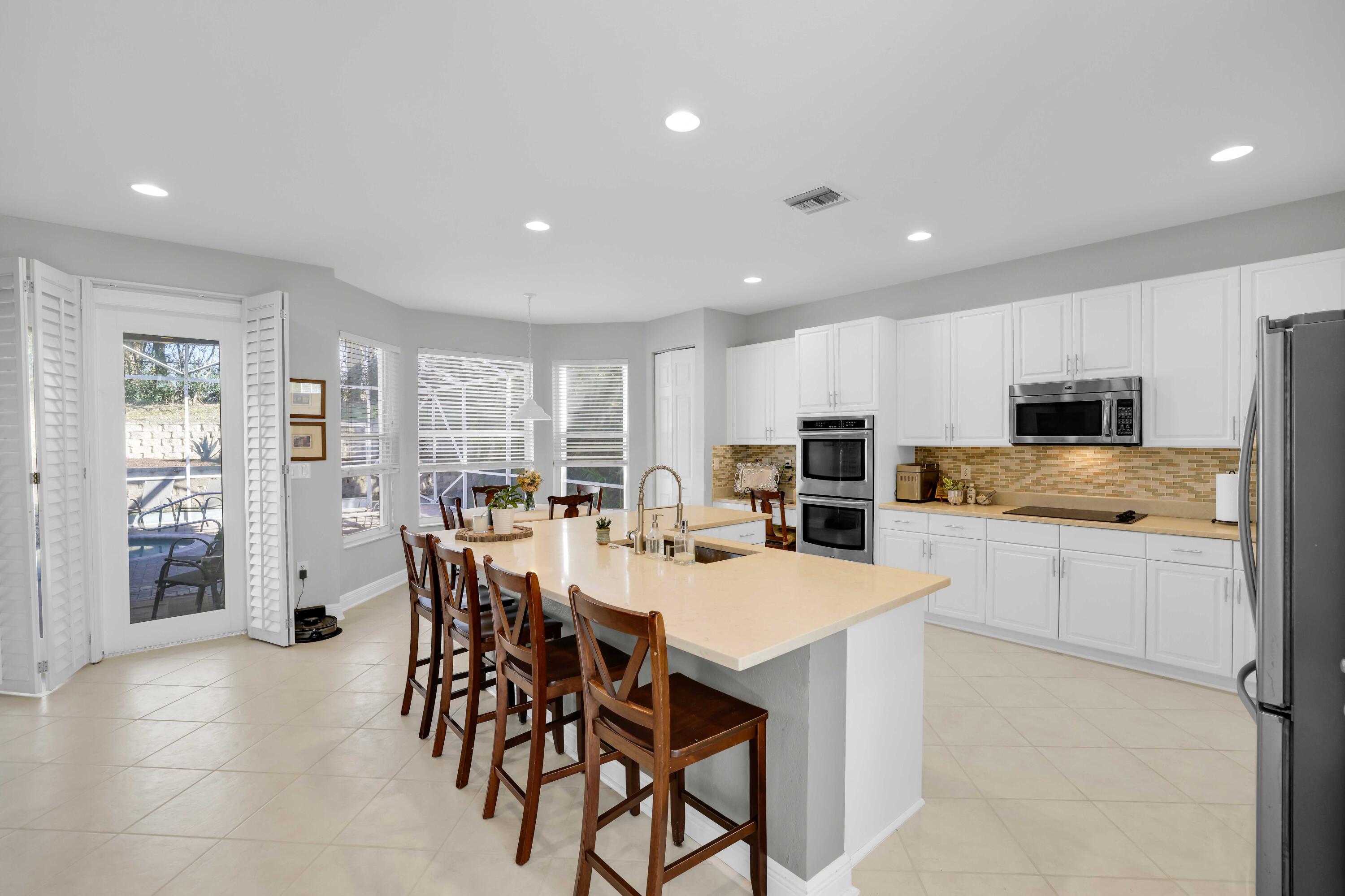 19299 Skyridge Circle Boca Raton, FL 33498 - Photo 17 of 74 19299 Skyridge Cir - 18