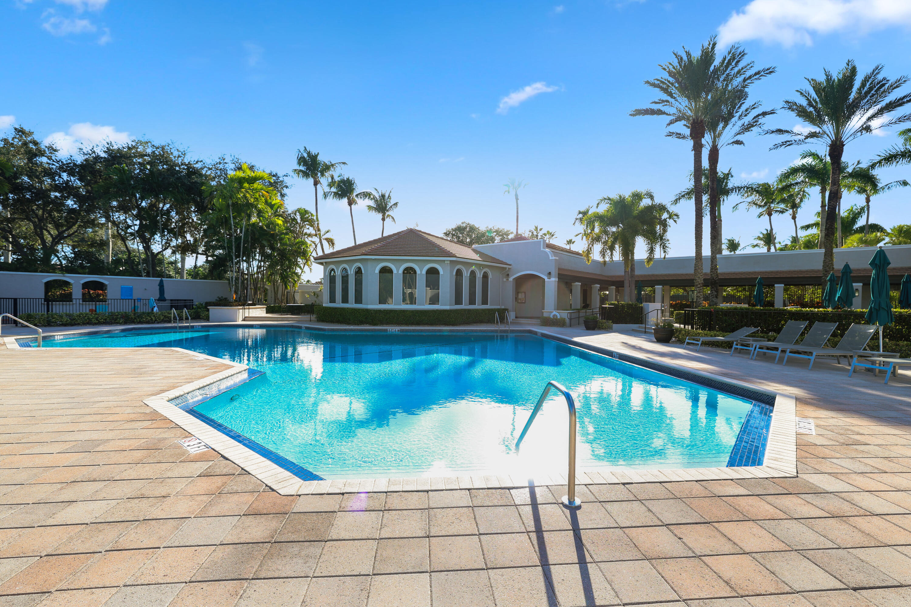 19299 Skyridge Circle Boca Raton, FL 33498 - Photo 68 of 74 19552 Saturnia Lake Dr - 80
