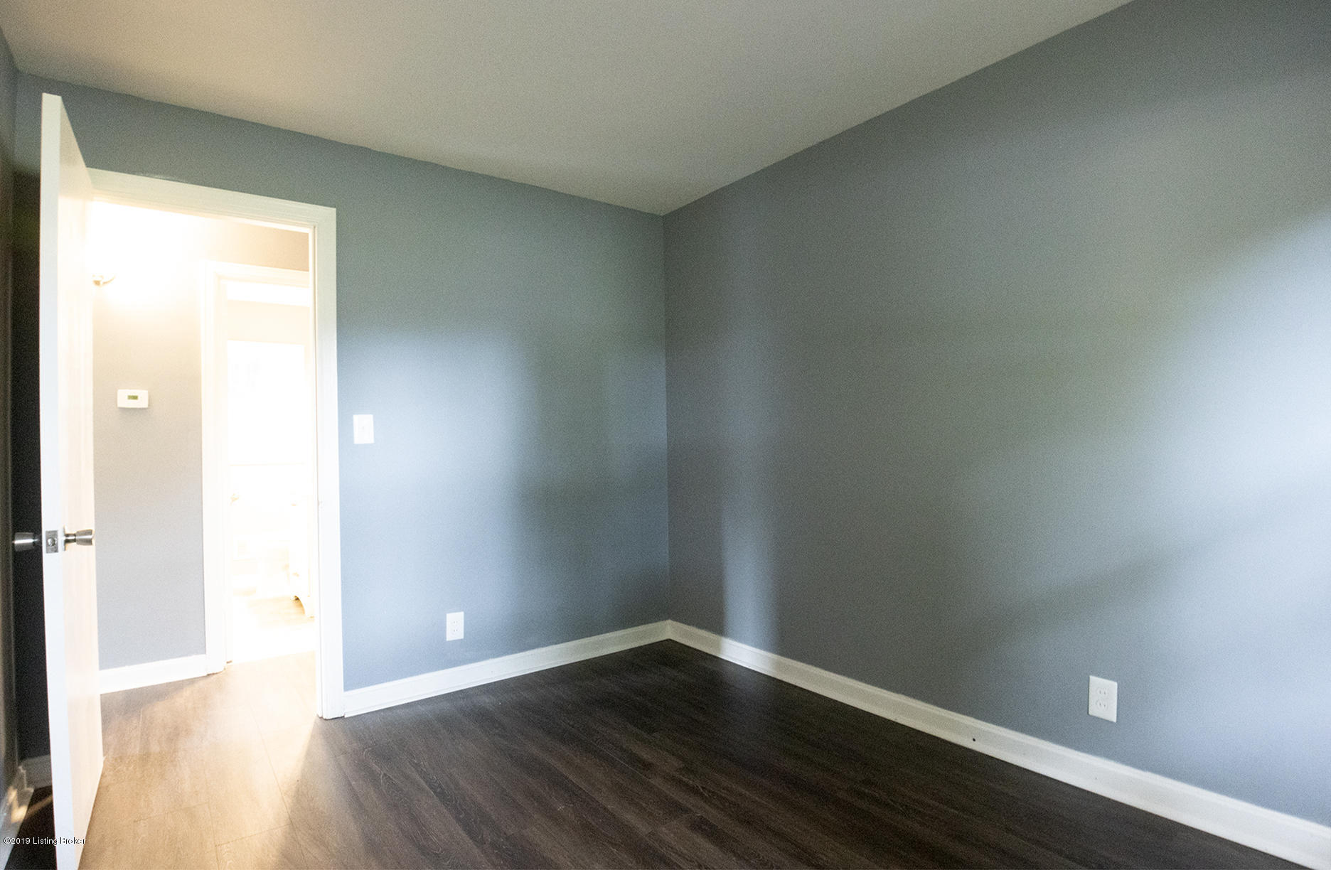 3311 Janell Road Louisville, KY 40216 - Photo 22 of 33 3311-Janell-Rd-18