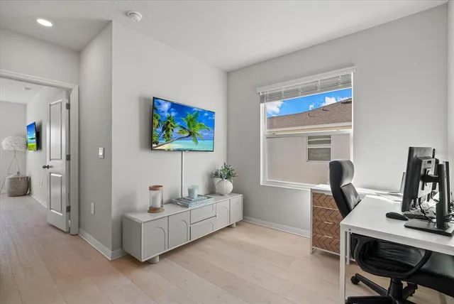 $353,500 | 17713 Crescent Moon Loop, Bradenton, FL 34211