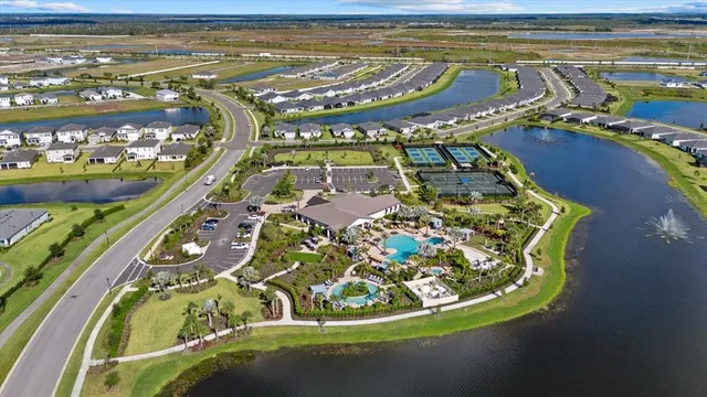 $353,500 | 17713 Crescent Moon Loop, Bradenton, FL 34211