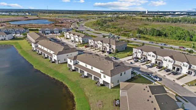 $353,500 | 17713 Crescent Moon Loop, Bradenton, FL 34211