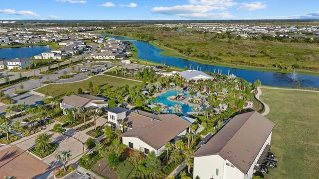 $353,500 | 17713 Crescent Moon Loop, Bradenton, FL 34211