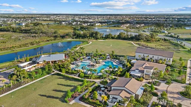 $353,500 | 17713 Crescent Moon Loop, Bradenton, FL 34211