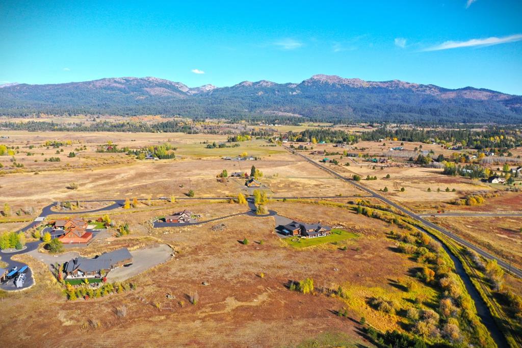 13 Michelle Place, Unit 6 McCall, ID 83638 - Photo 2 of 17