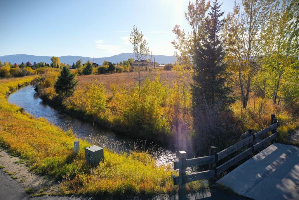 13 Michelle Place, Unit 6 McCall, ID 83638 - Photo 5 of 17