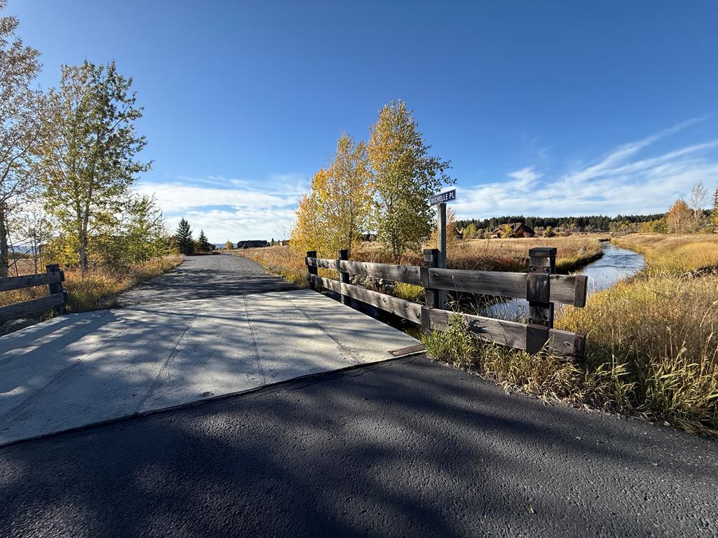 13 Michelle Place, Unit 6 McCall, ID 83638 - Photo 7 of 17