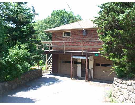 257 Shore Road Westerly, RI 02891 - Photo 9 of 10 Exterior Back.