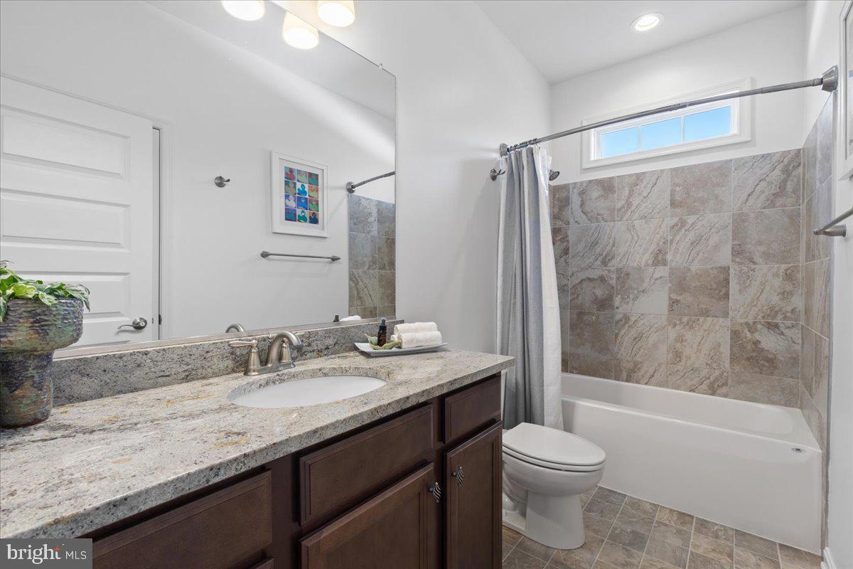 19 Goldstein Road Prince Frederick, MD 20678 - Photo 27 of 49 Main level Bath