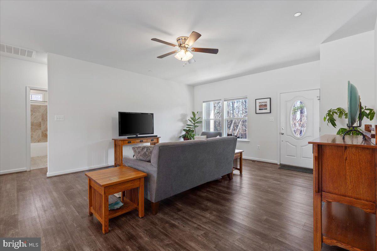 19 Goldstein Road Prince Frederick, MD 20678 - Photo 8 of 49 Gallery Image 8