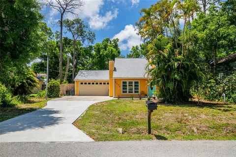 $468,000 | 3174 Peachtree Street, Sarasota, FL 34231