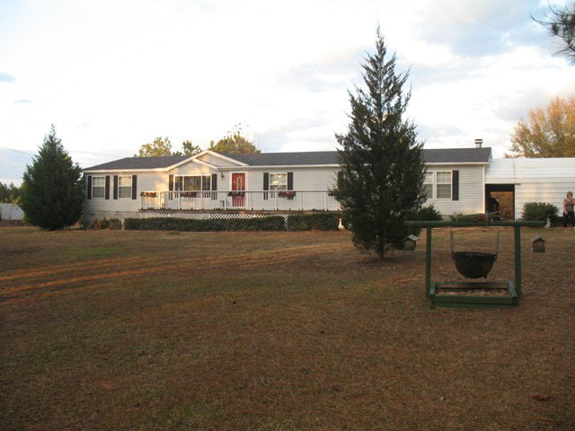 1098 Sutton Road Forsyth, GA 31029 - Photo 1 of 1 Primary Photo