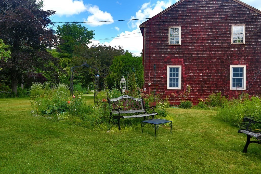 16 Plains Road Ipswich, MA 01938 - Photo 2 of 15