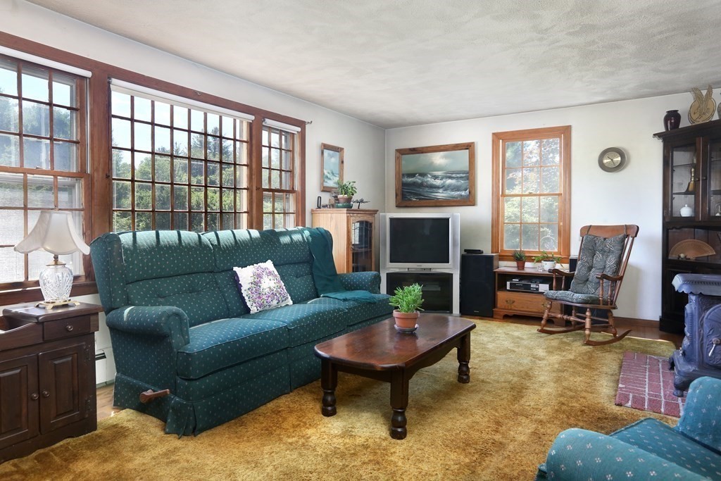 16 Plains Road Ipswich, MA 01938 - Photo 7 of 15