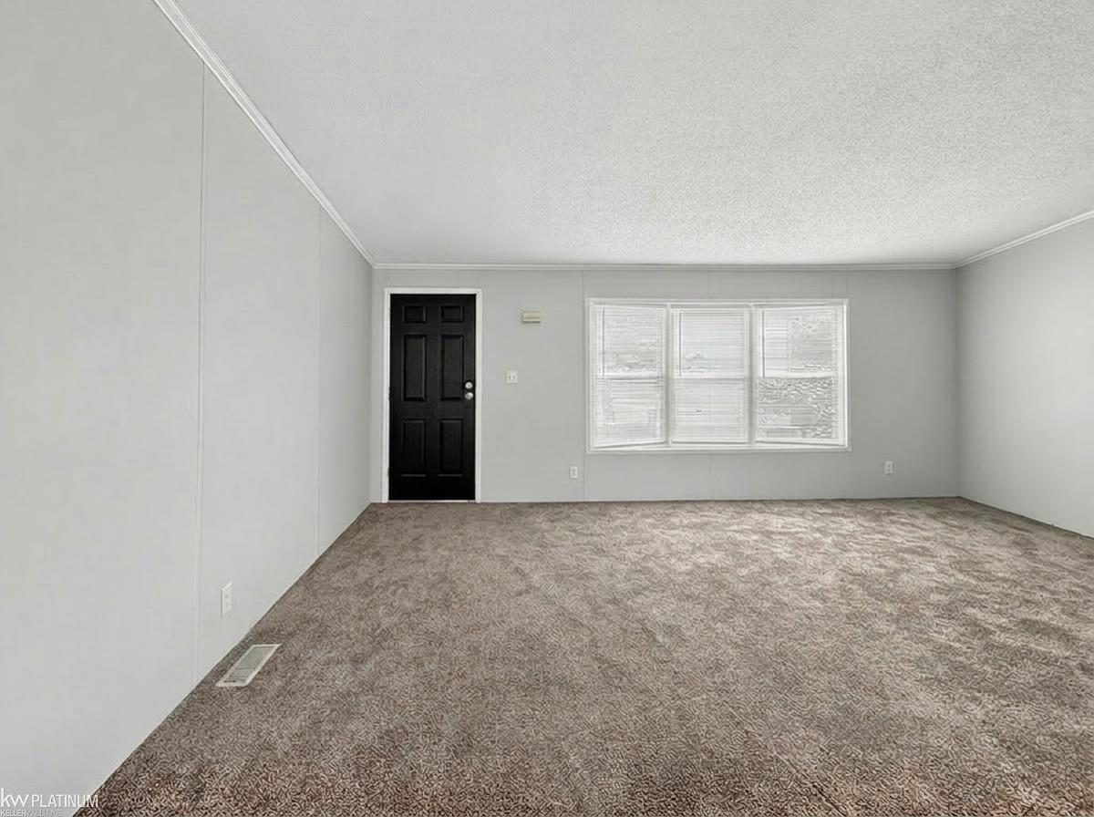 12370 St James Court Romeo, MI 48065 - Photo 3 of 24