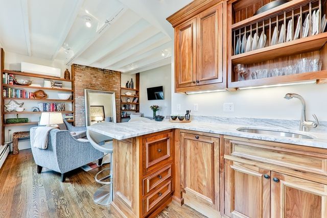 $835,000 | 38 Lawrence Street, Unit 21, Boston, MA 02116