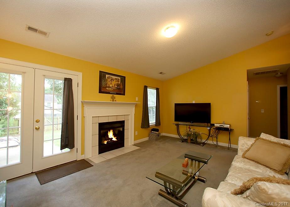1671 Tate Road Rock Hill, SC 29732 - Photo 5 of 19 Gallery Image 5