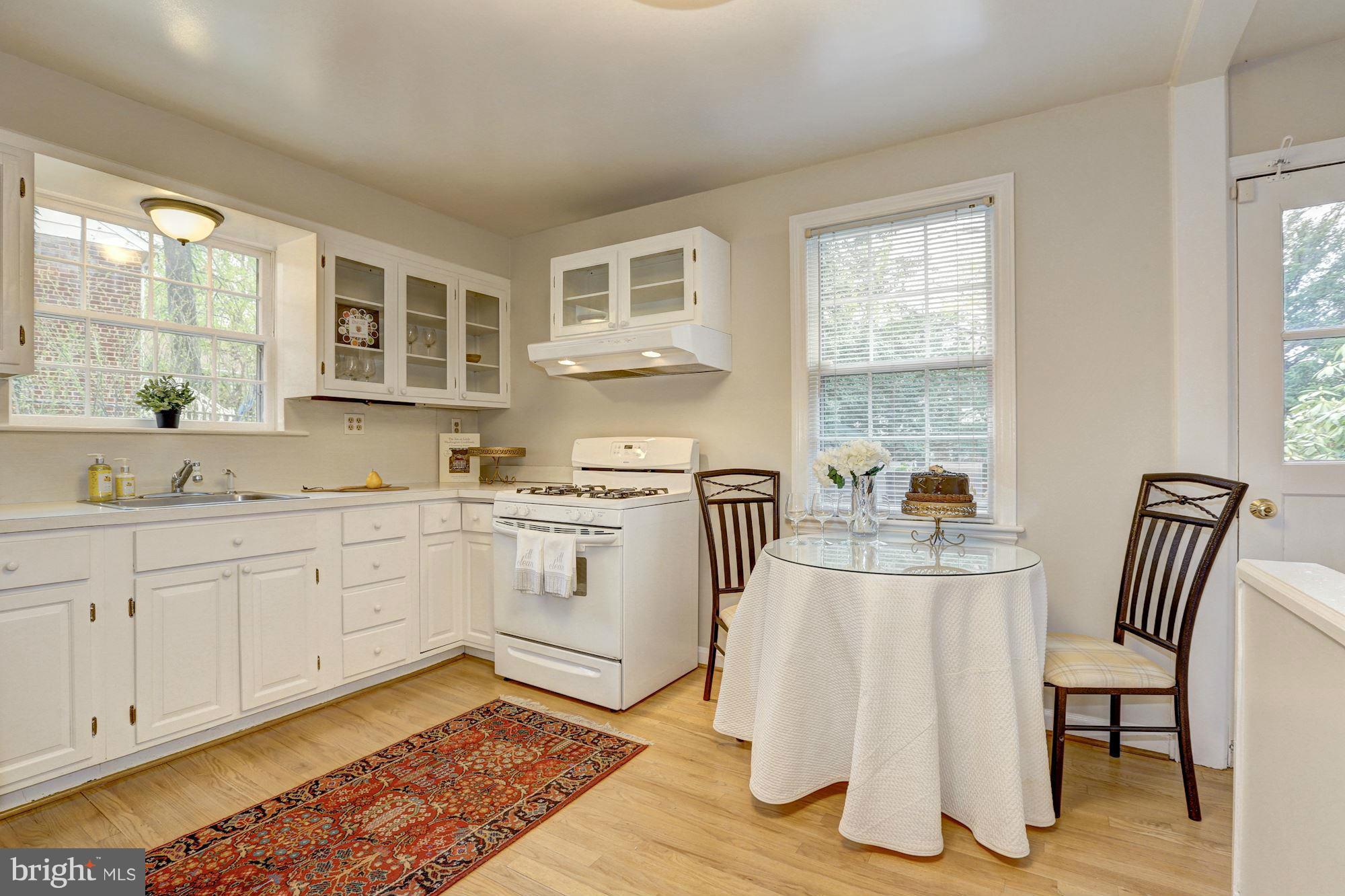 2904 Collins Avenue Silver Spring, MD 20902 - Photo 8 of 24 Kitchen