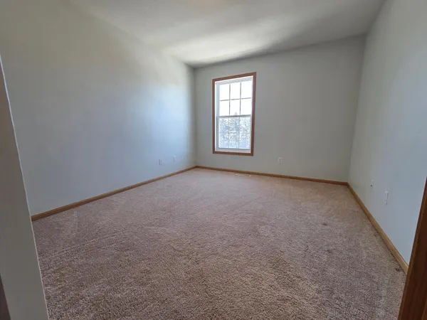 $2,950 | 15842 Frisian Lane, Apple Valley, MN 55124