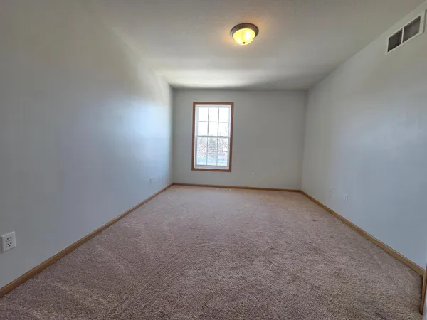 $2,950 | 15842 Frisian Lane, Apple Valley, MN 55124