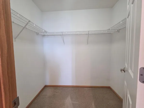 $2,950 | 15842 Frisian Lane, Apple Valley, MN 55124