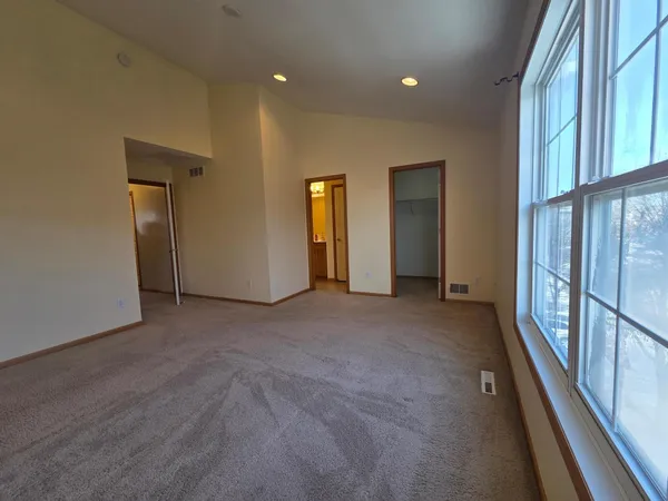 $2,950 | 15842 Frisian Lane, Apple Valley, MN 55124