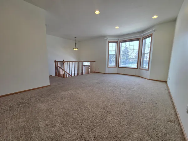 $2,950 | 15842 Frisian Lane, Apple Valley, MN 55124