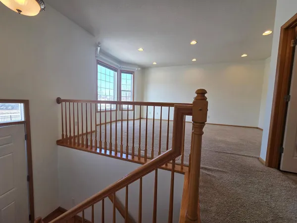 $2,950 | 15842 Frisian Lane, Apple Valley, MN 55124