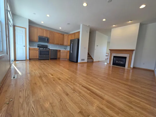 $2,950 | 15842 Frisian Lane, Apple Valley, MN 55124