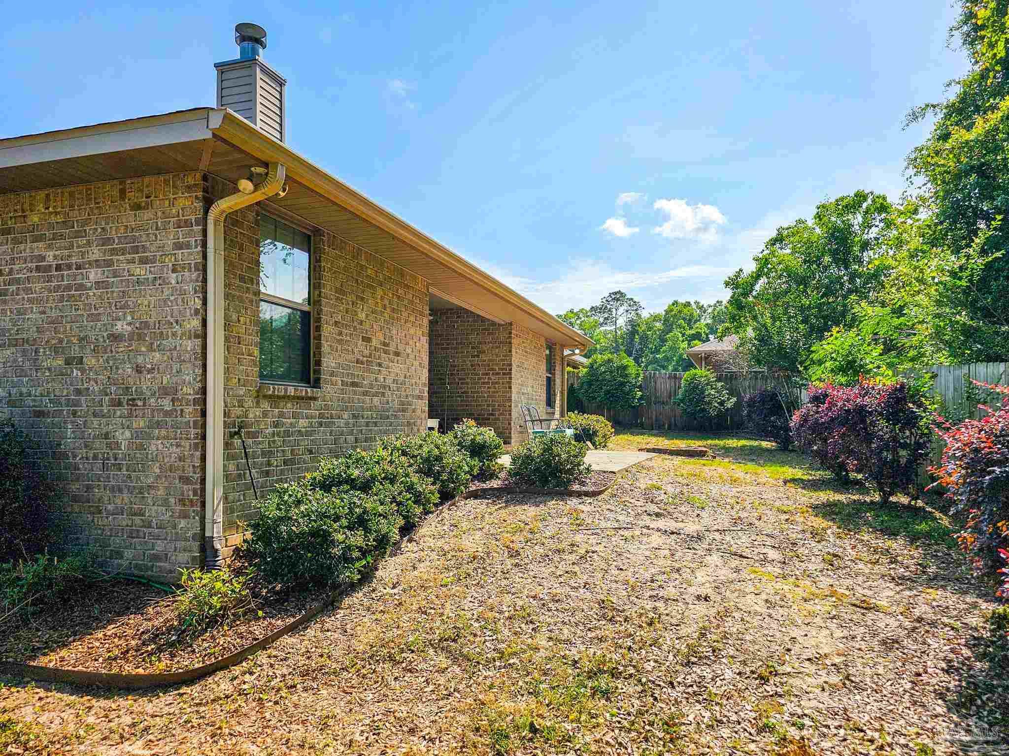 6305 Parakeet Trail Pensacola, FL 32503 - Photo 26 of 31