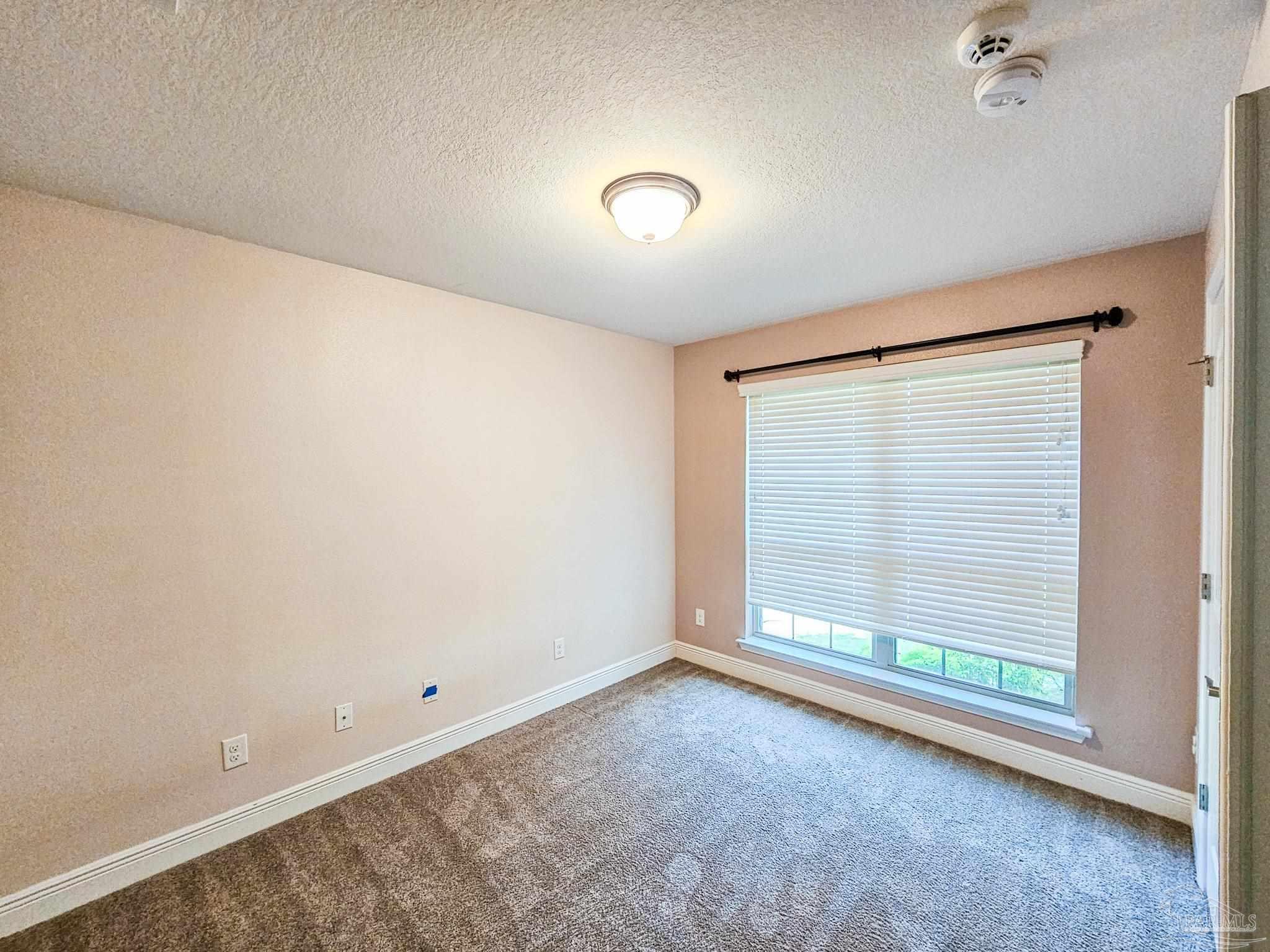 6305 Parakeet Trail Pensacola, FL 32503 - Photo 5 of 31