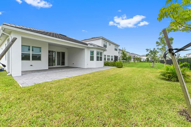$3,200 | 14236 Gray Bark Bend, Westlake, FL 33470