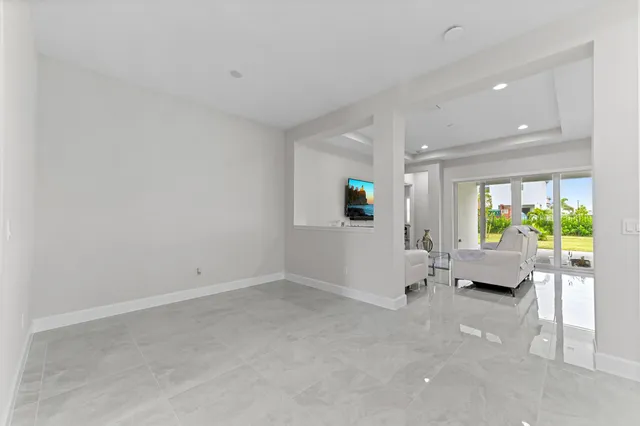 $3,200 | 14236 Gray Bark Bend, Westlake, FL 33470