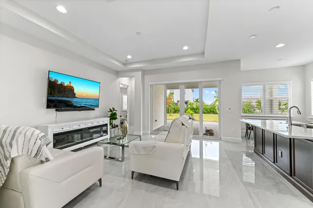 $3,200 | 14236 Gray Bark Bend, Westlake, FL 33470