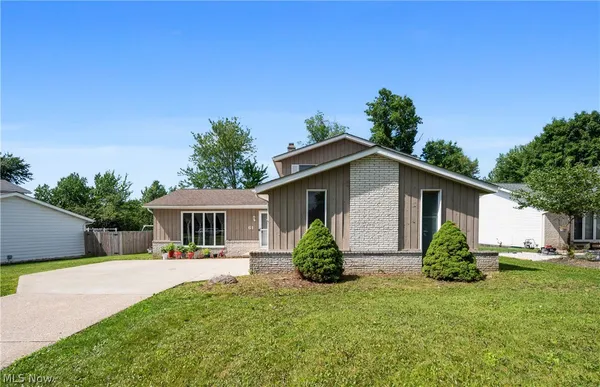$365,000 | 61 Claremont Drive, Brunswick, OH 44212