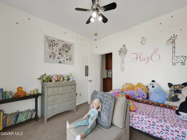 $599,900 | 28040 Catherine Drive, Santa Clarita, CA 91351