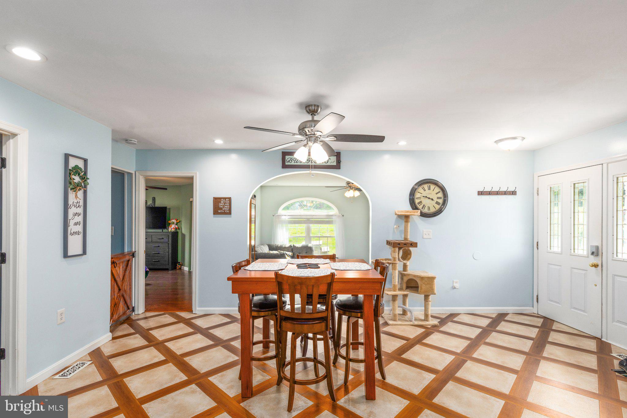 6826 Woodbine Road Delta, PA 17314 - Photo 9 of 32 Gallery Image 9