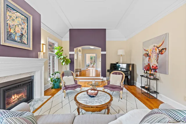 $1,625,000 | 40 Hull Place, Ridgefield, CT 06877