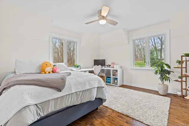 $1,625,000 | 40 Hull Place, Ridgefield, CT 06877