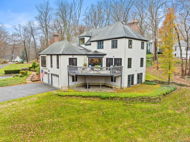 $1,625,000 | 40 Hull Place, Ridgefield, CT 06877