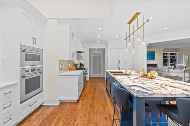 $1,625,000 | 40 Hull Place, Ridgefield, CT 06877