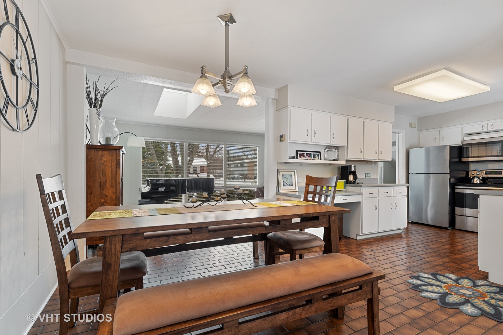 700 Timber Hill Road Deerfield, IL 60015 - Photo 4 of 14