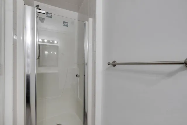 $2,500 | 105 Columbia Drive, Tallahassee, FL 32304