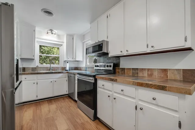 $2,500 | 105 Columbia Drive, Tallahassee, FL 32304