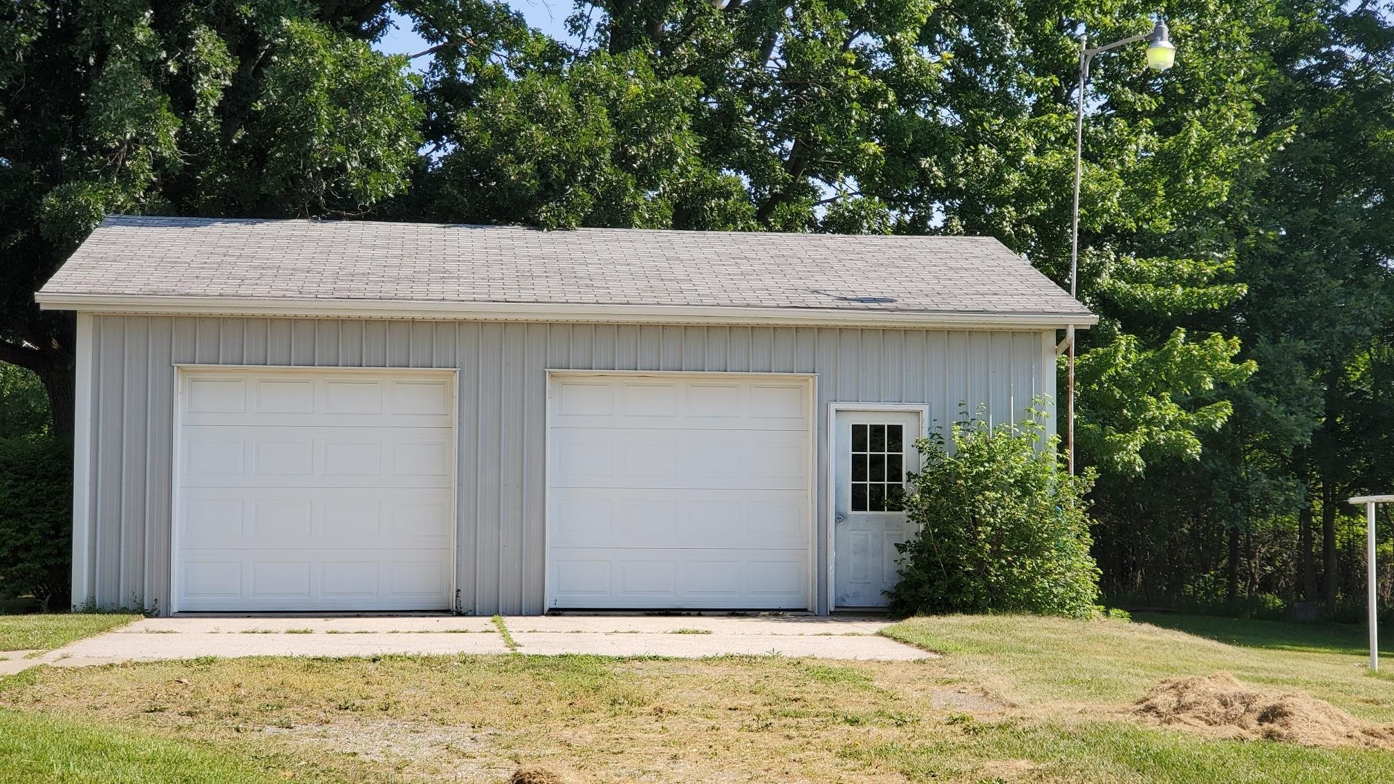 5869 South Mission Road Mount Pleasant, MI 48858 - Photo 6 of 19 1947716-143829fd-114e-49a3-ba6f-771afc5439e9.JPG