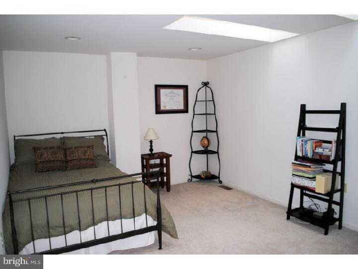 243 Larkspur Lane Hatfield, PA 19440 - Photo 10 of 24 Bedroom